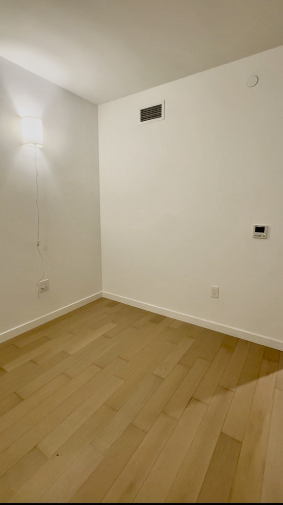 The Arcadian - 975 Nostrand Avenue - Photo 4