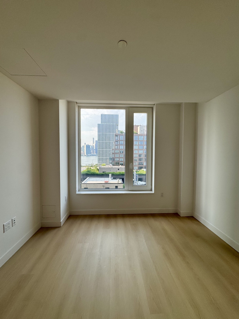 18 India Street - Photo 0