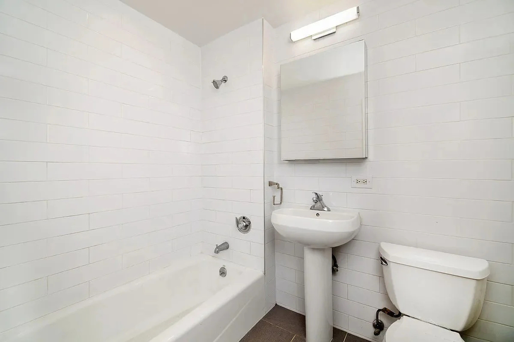 152 Ludlow Street - Photo 4