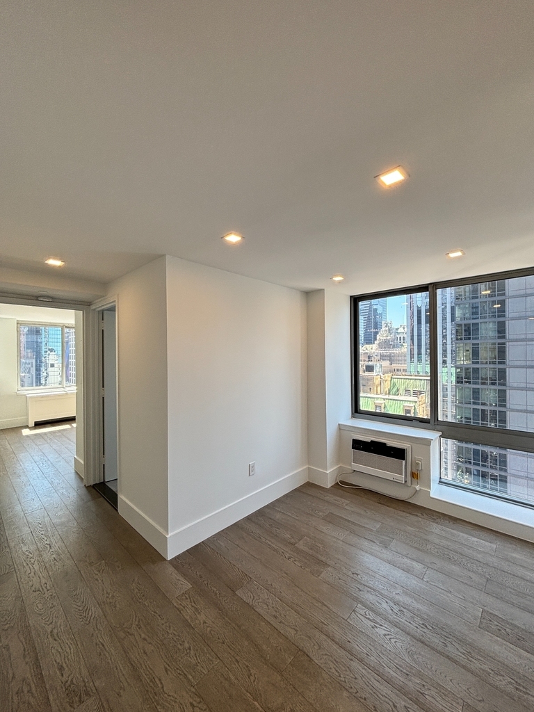  West 47th Street - Photo 6