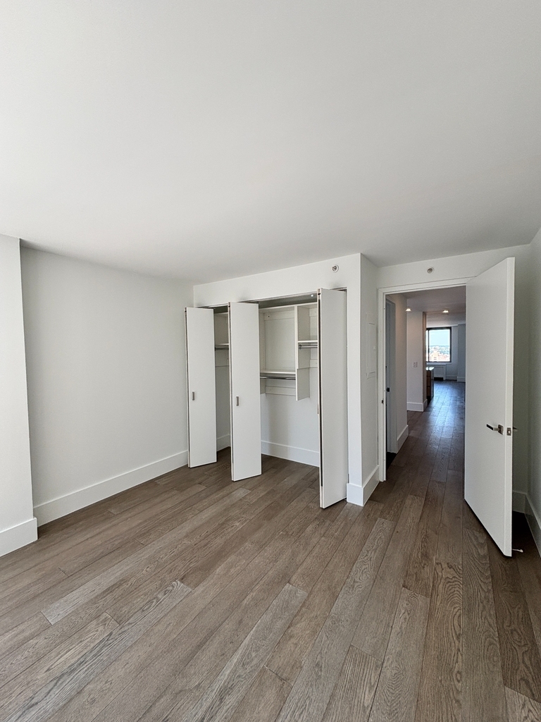  west 47th street  - Photo 7