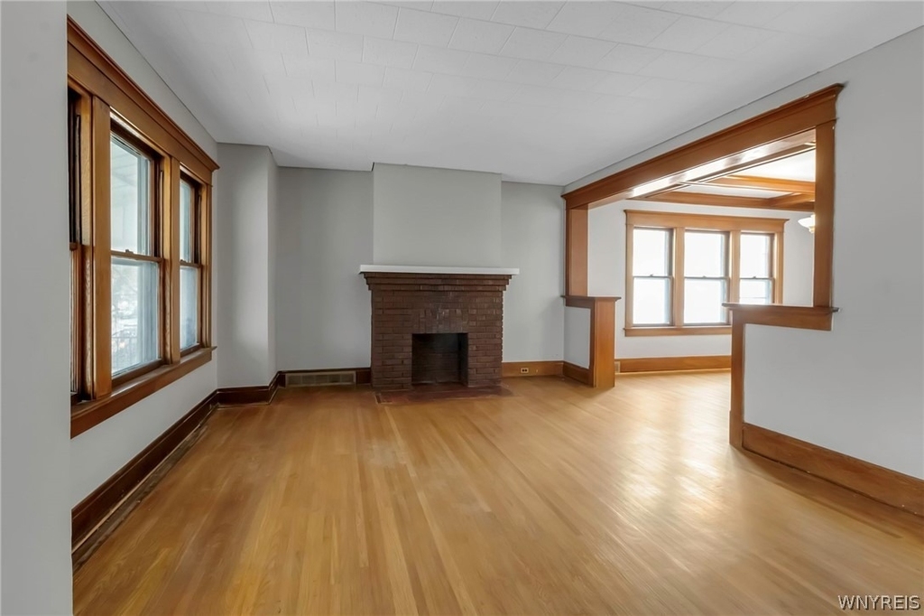 2514 Delaware Avenue - Photo 20