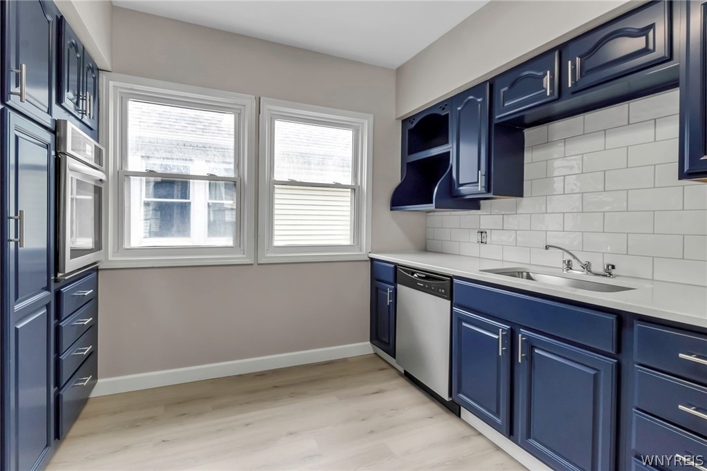 2514 Delaware Avenue - Photo 9