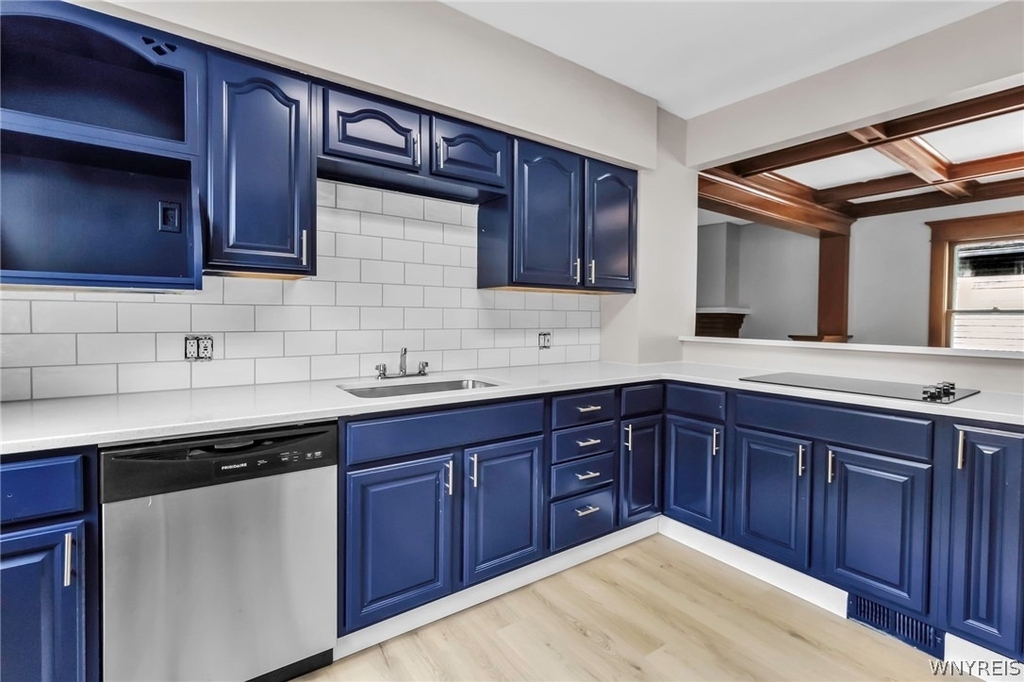2514 Delaware Avenue - Photo 5