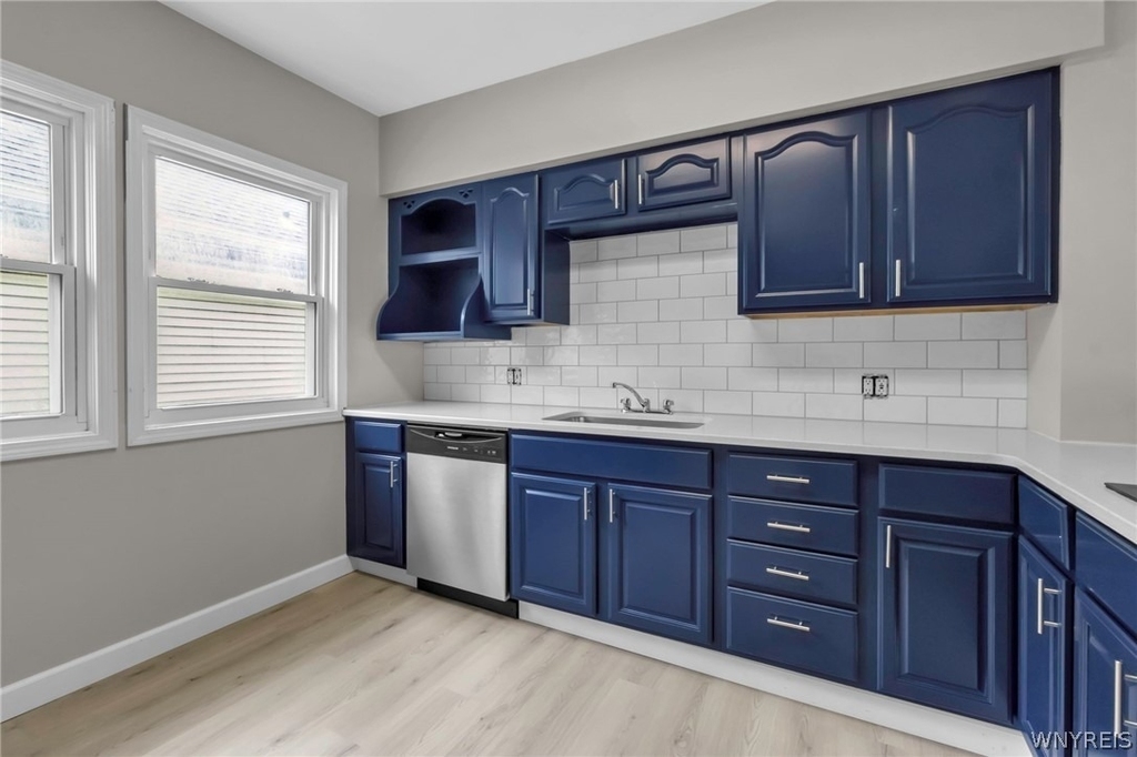 2514 Delaware Avenue - Photo 3
