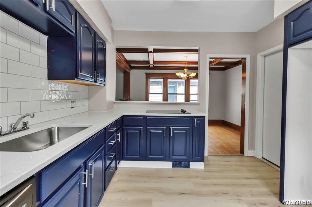 2514 Delaware Avenue - Photo 8