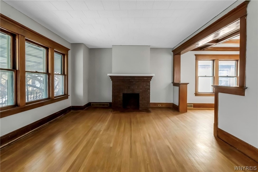2514 Delaware Avenue - Photo 19