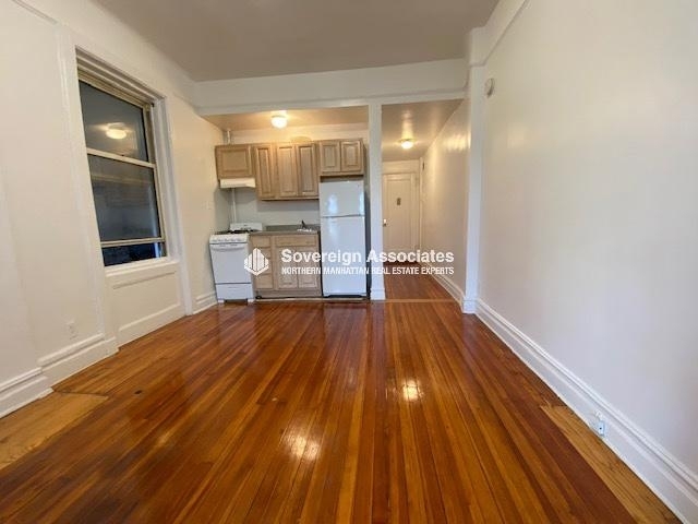936 West End Avenue - Photo 0