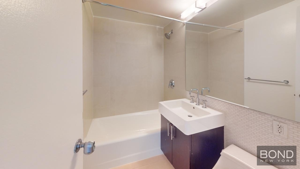 East 63rd Street - Photo 1