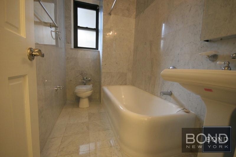 East 68th Street - Photo 2