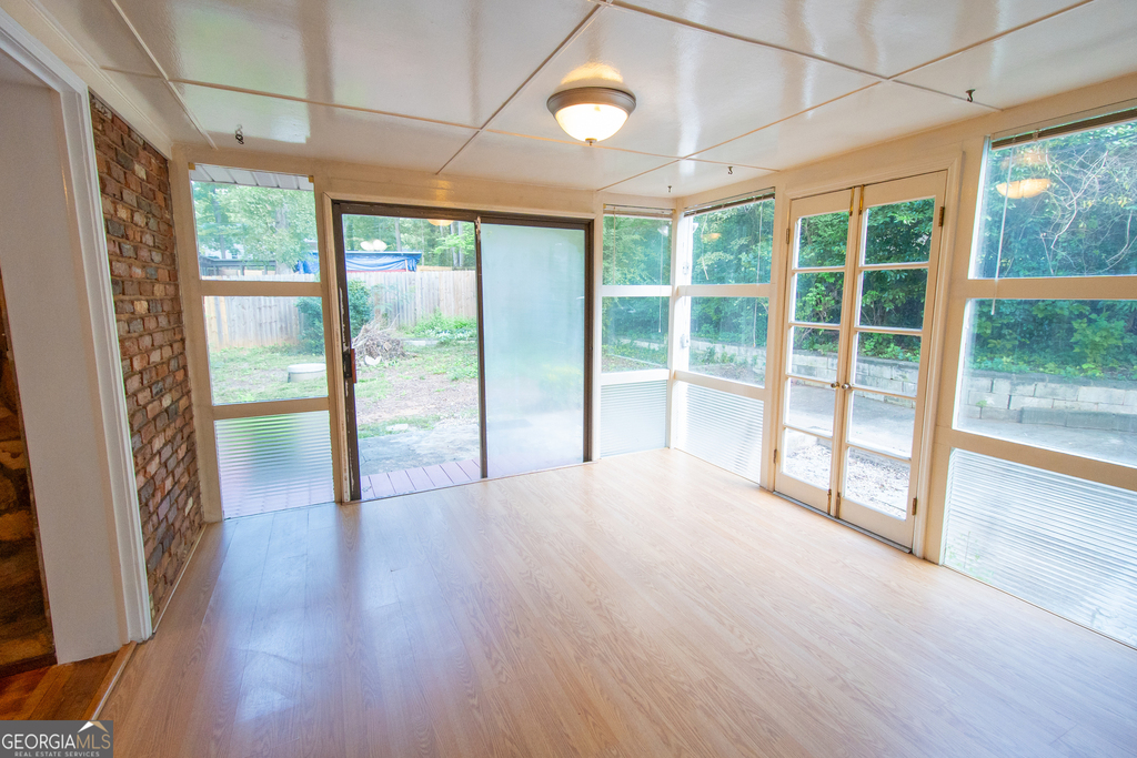 1005 College Station Road - Photo 2