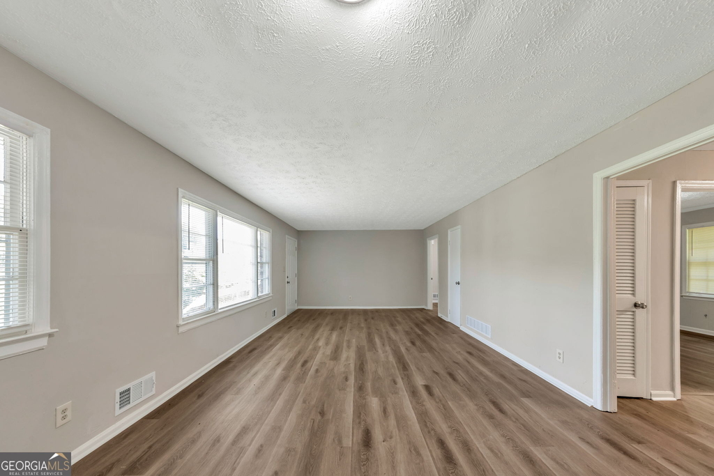 118 Victor Circle Nw - Photo 2