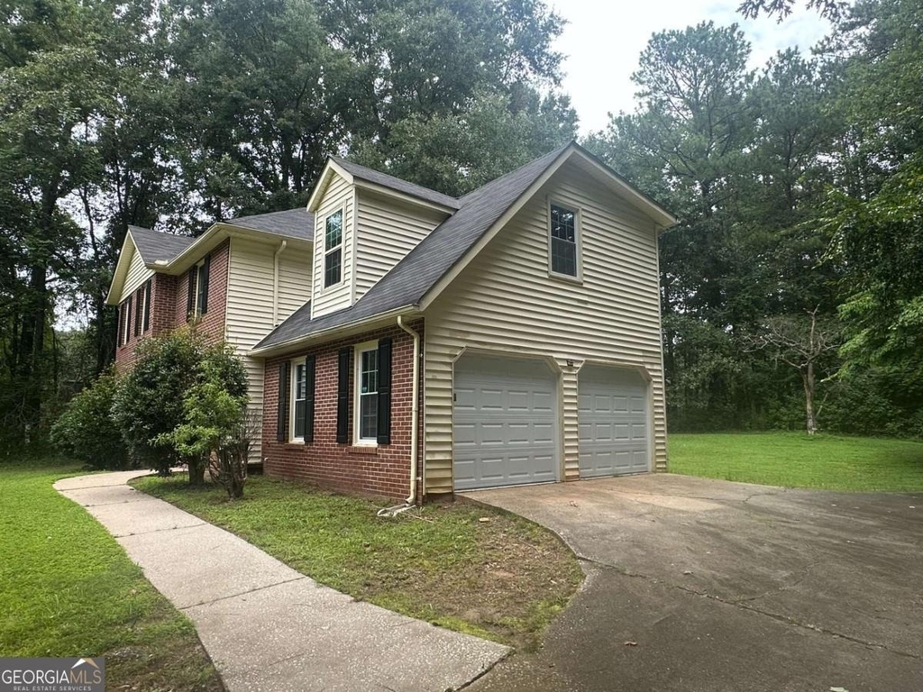 40 Lake Court - Photo 0