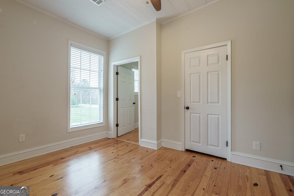 696 North Avenue - Photo 21