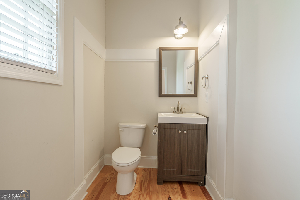696 North Avenue - Photo 23