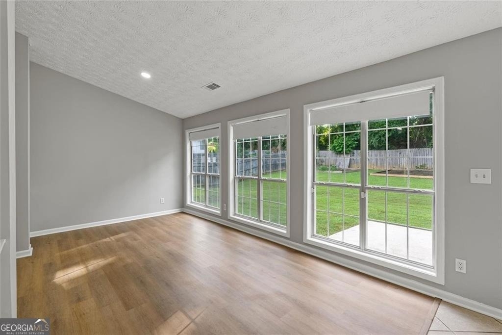 4680 Sterling Oaks Court - Photo 9