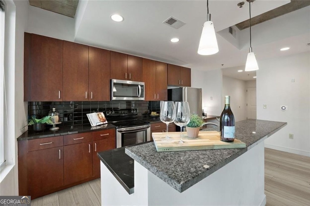 44 Peachtree Place Nw - Photo 3