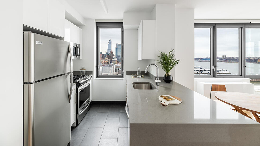 606 West 57th Street - Photo 1