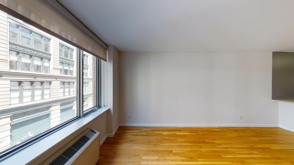 120 W. 21st - Photo 2
