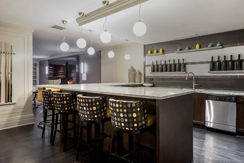 10 Hanover Square - Photo 34