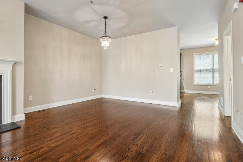 36 Bloomfield Ave - Photo 5
