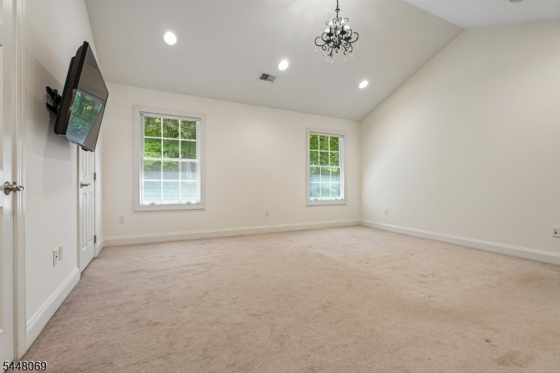 36 Bloomfield Ave - Photo 13