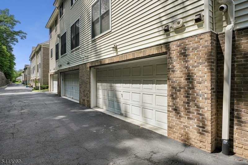 36 Bloomfield Ave - Photo 22