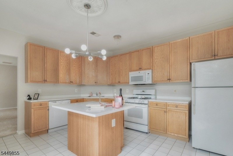408 Kensington Ln - Photo 1