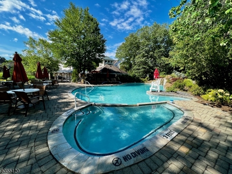 408 Kensington Ln - Photo 37