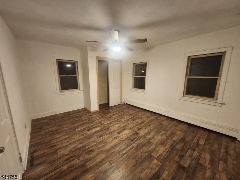 20 Adams St - Photo 3