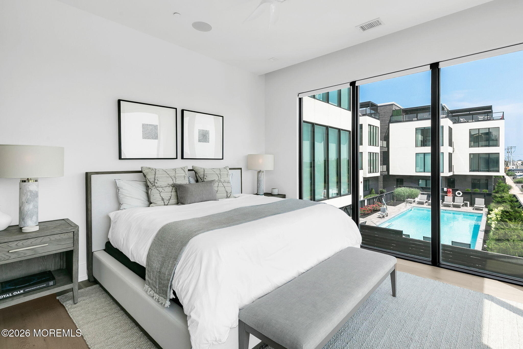 200 Ocean Avenue N - Photo 8