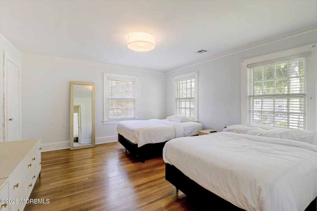 570 N Edgemere Drive - Photo 27