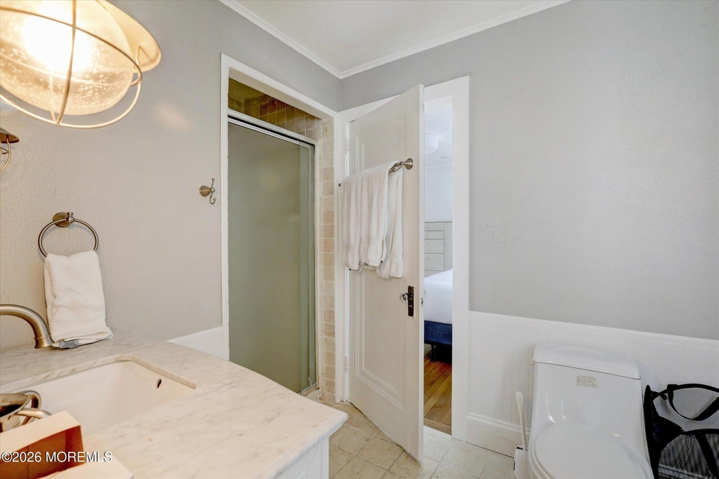 570 N Edgemere Drive - Photo 32