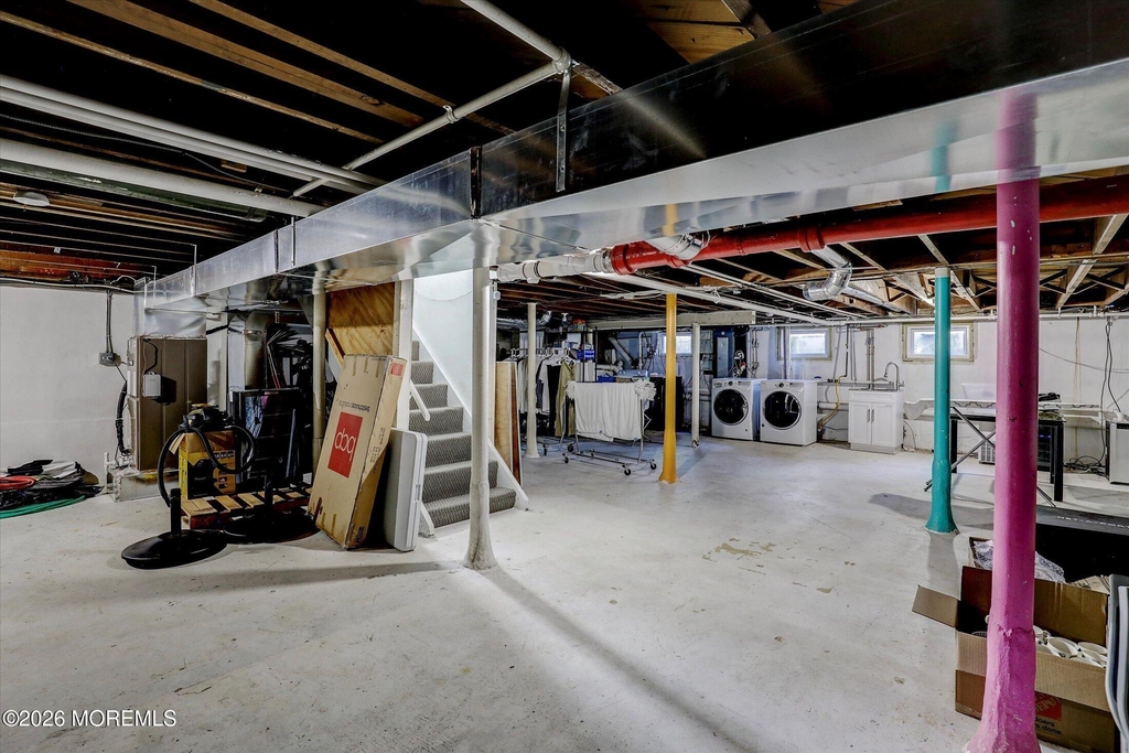 570 N Edgemere Drive - Photo 39