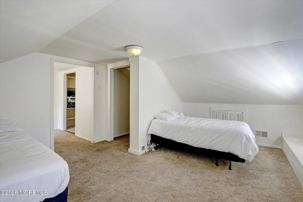 570 N Edgemere Drive - Photo 33
