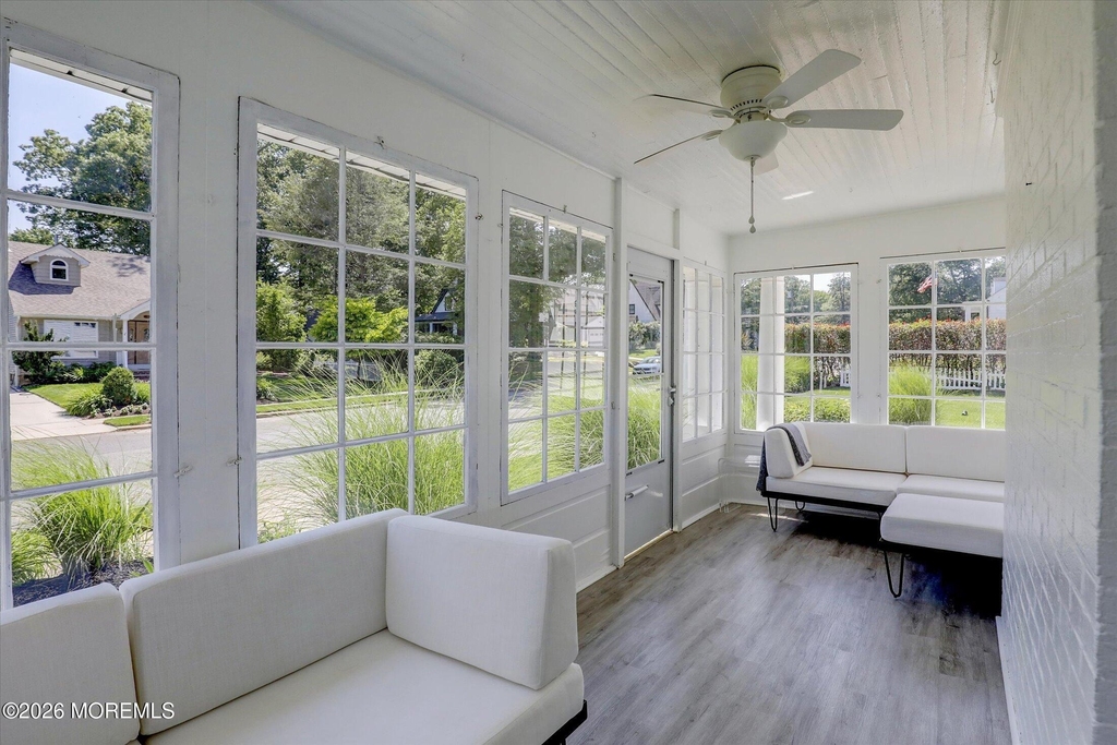 570 N Edgemere Drive - Photo 12