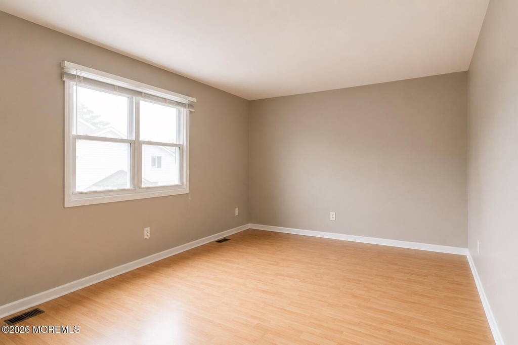 610a N Victoria Avenue - Photo 9