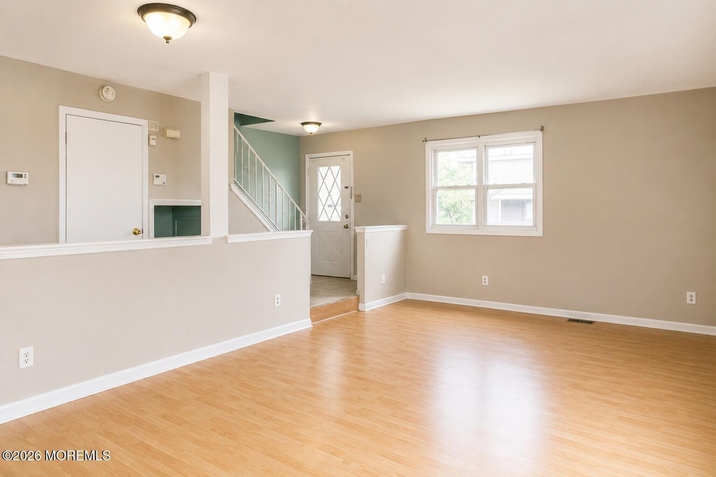 610a N Victoria Avenue - Photo 7