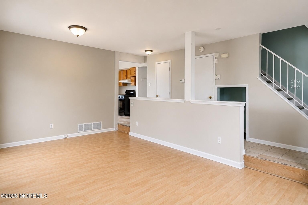 610a N Victoria Avenue - Photo 6