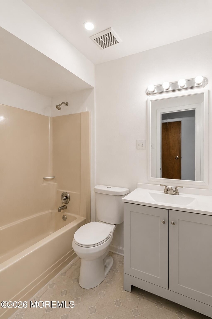 610a N Victoria Avenue - Photo 12