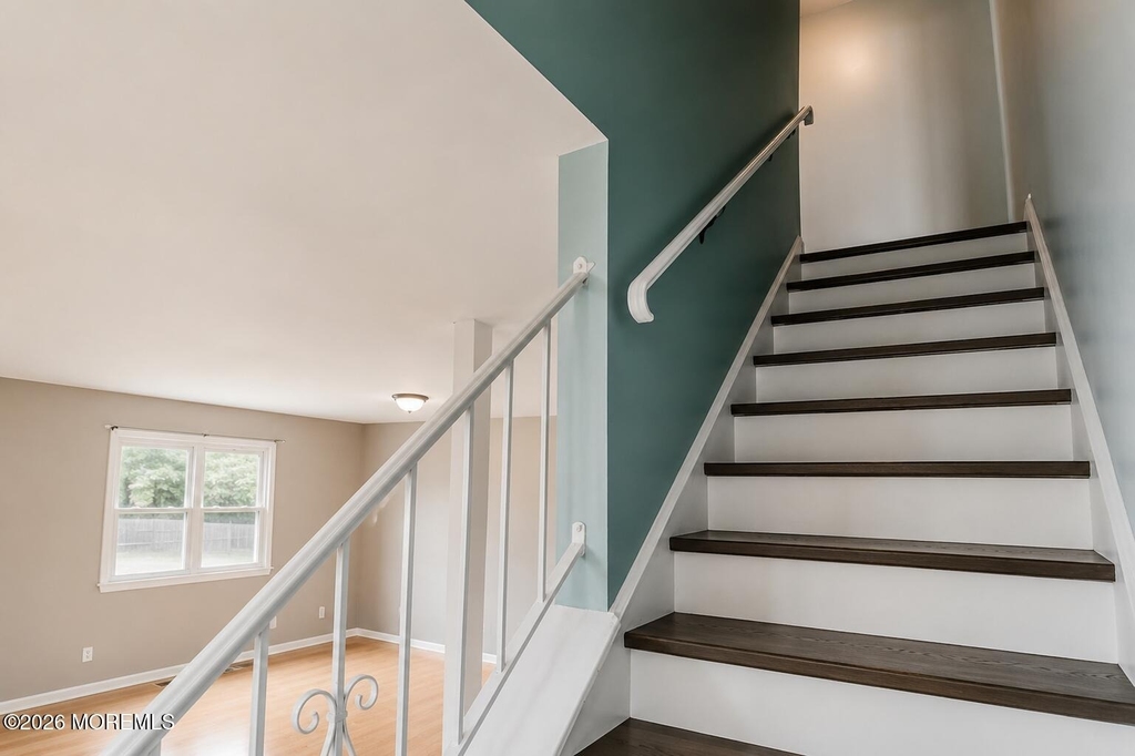 610a N Victoria Avenue - Photo 8