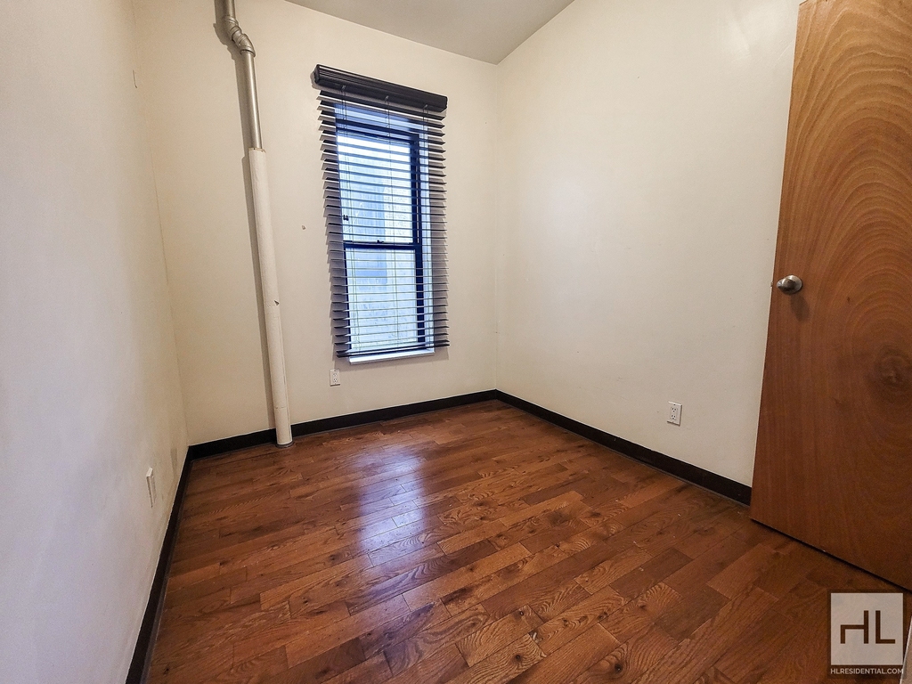East 14th Street - Photo 1