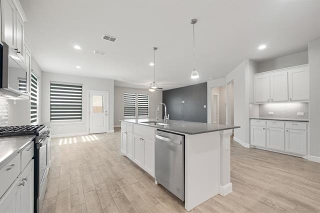 832 Wilmott Terrace - Photo 11