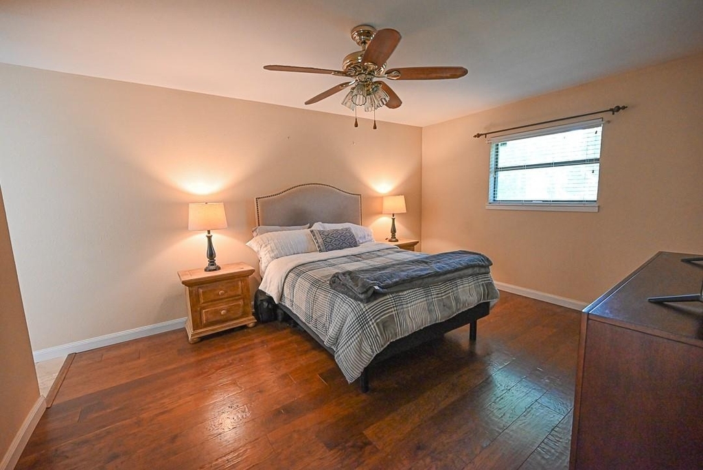 412 Half Moon Way - Photo 13