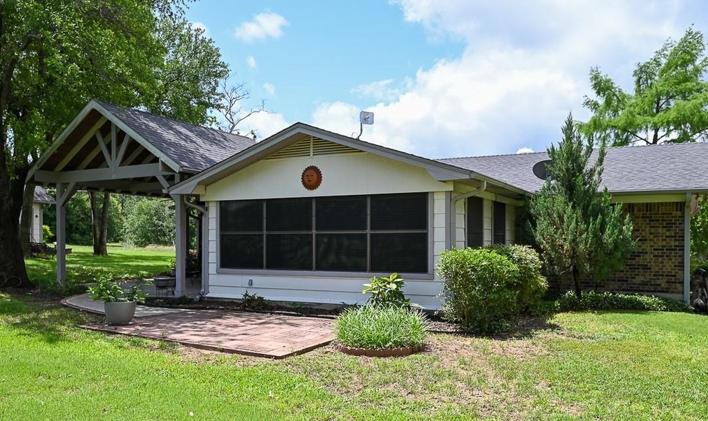 412 Half Moon Way - Photo 4