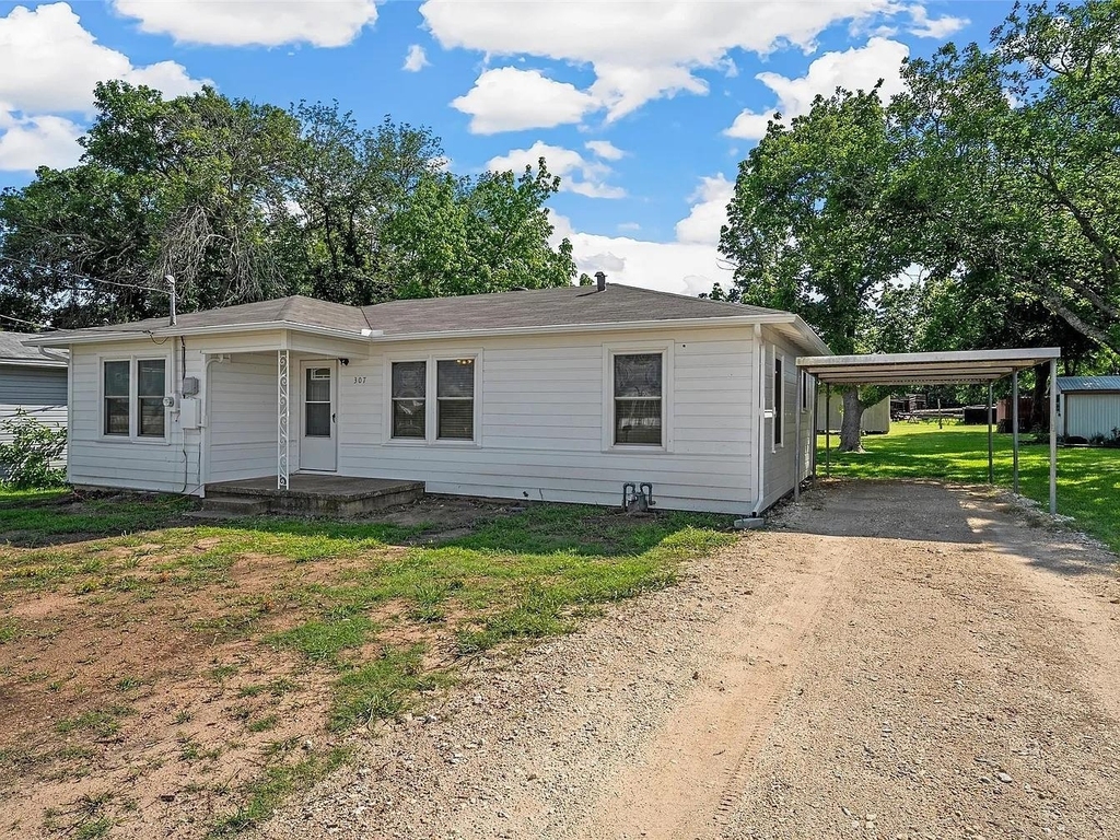307 N Playdium Drive - Photo 1