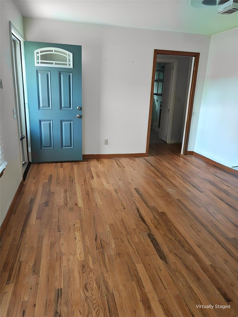 307 N Playdium Drive - Photo 2