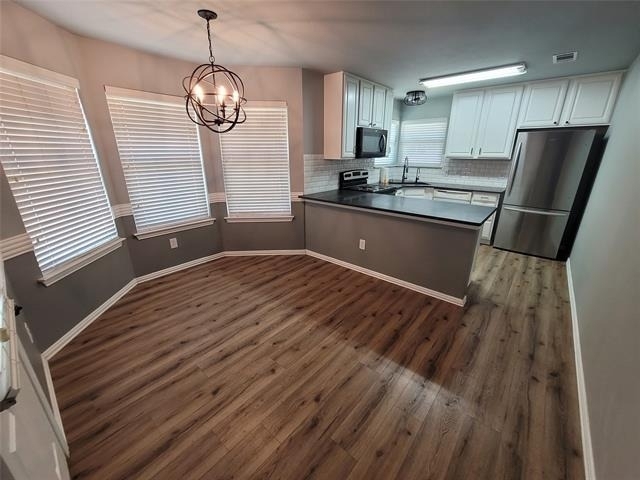 205 Willow Creek Drive - Photo 3