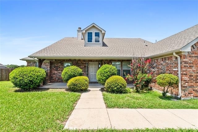 141 Shumard Drive - Photo 3