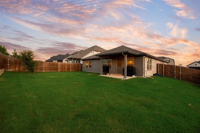 2536 Peoria Drive - Photo 32
